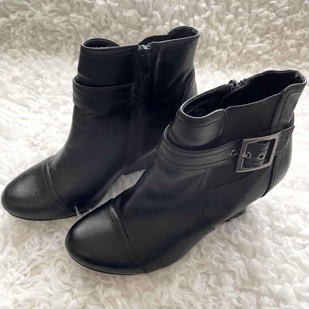 Wedge heel booties